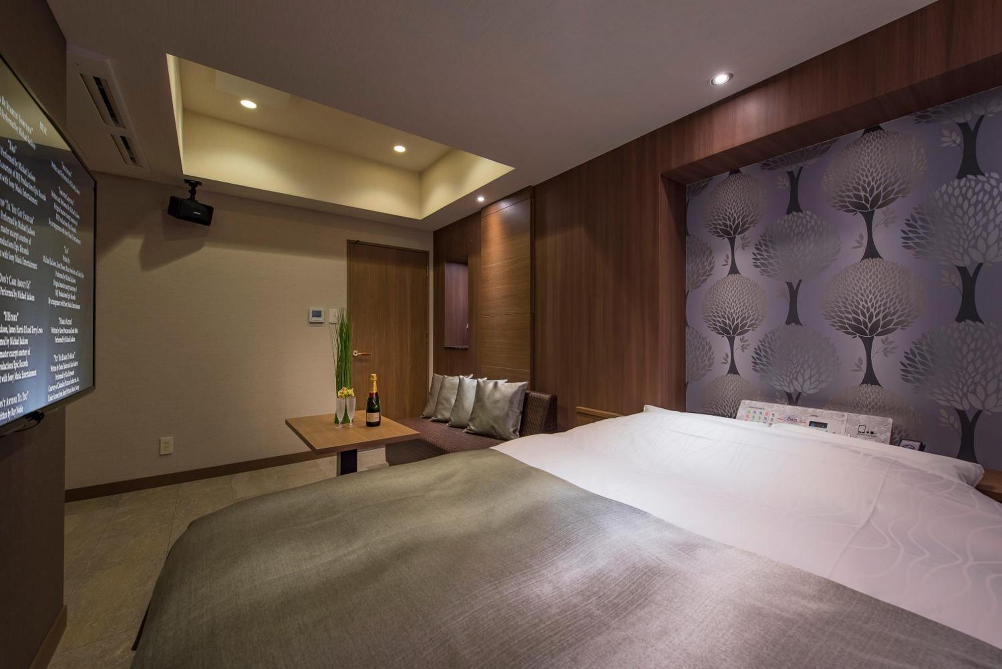 Hotel Eldia Modern Sendai -Adult Only Екстер'єр фото