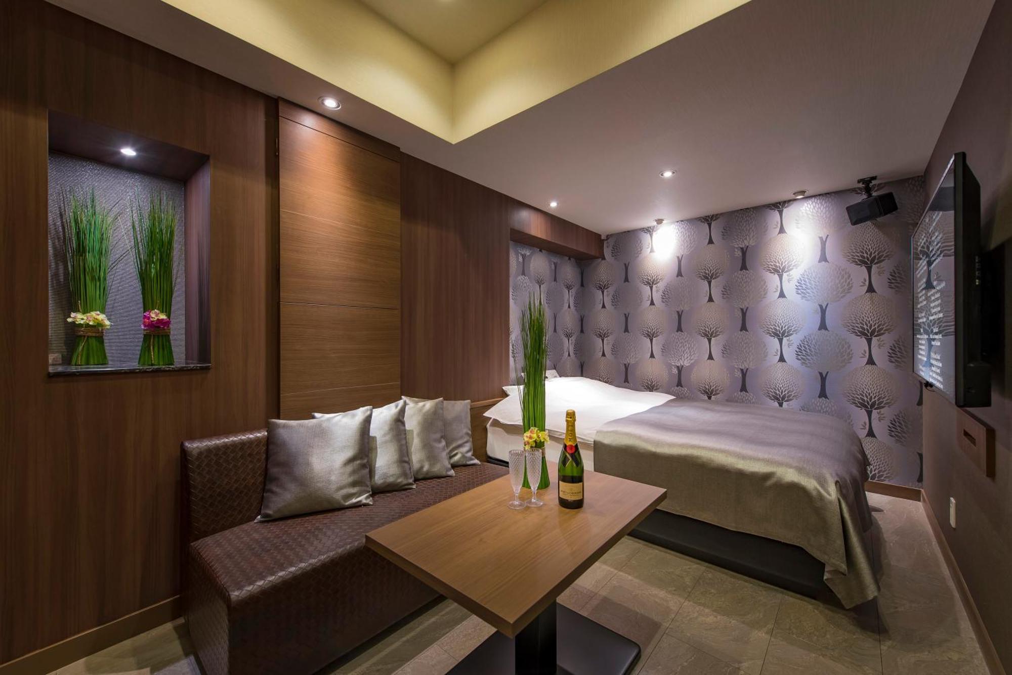 Hotel Eldia Modern Sendai -Adult Only Екстер'єр фото